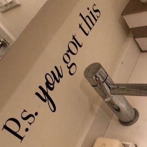 Meet your Posher, Latasha